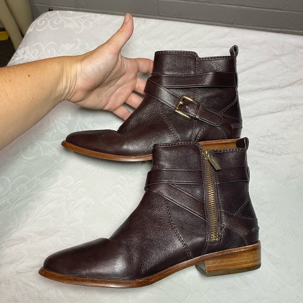 COACH Lannah Ankle Booties Boots Women’s 5.5 B Regular Width Leather? I think - Picture 2 of 13
